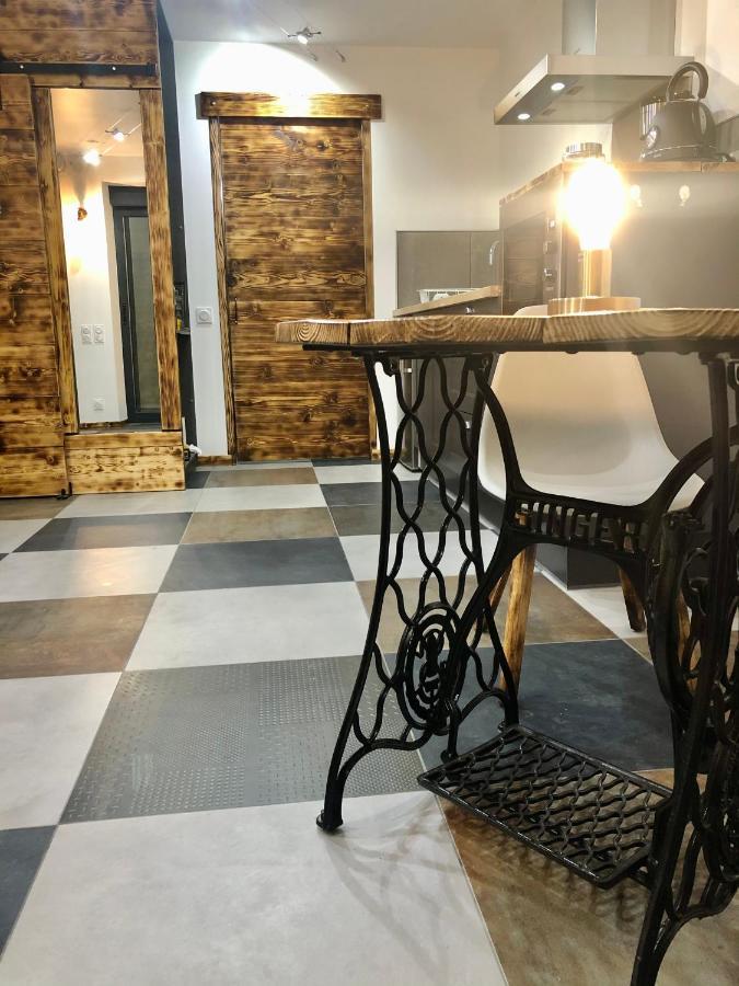 Studio Cocooning Spa, Lit Xxl, Cour Exterieure Le Puy-en-Velay Eksteriør bilde